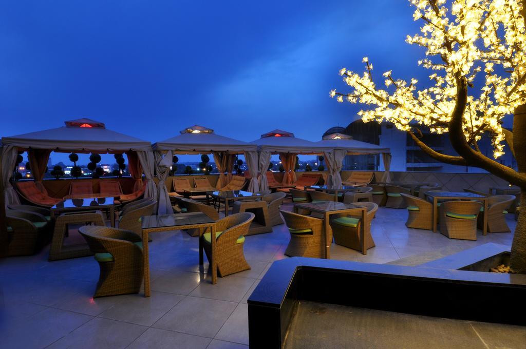 The Cove Hotel Pancskula Kültér fotó